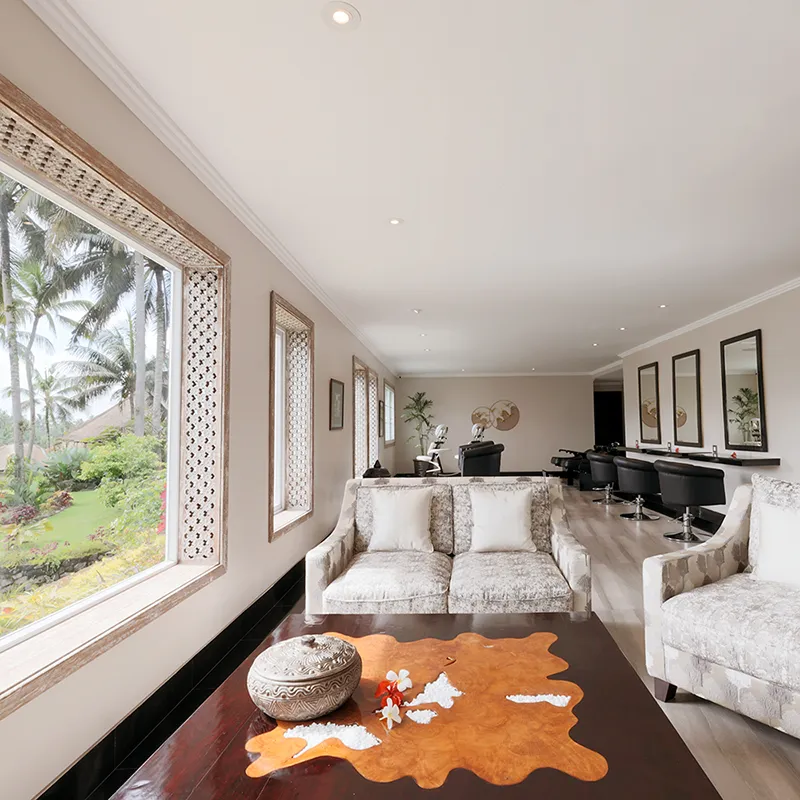 Akoya Spa Interior with view
